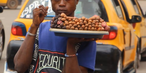 Côte d’Ivoire-Vente de Petit cola : un business en plein essor à Abidjan