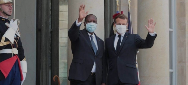 Coopération ivoiro-française : les Présidents Alassane Ouattara et Emmanuel Macron "se félicitent de l’excellence de leurs relations"